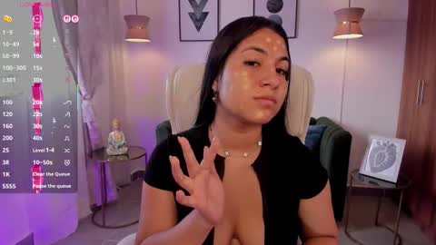 Snapshot of dandara_thompsson chatting on October 2025 07:41:01 PM Dandara online show from October 2025 07:41:01 PM