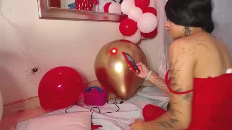 Snapshot of dandarkie01 chatting on February 2025 05:03:02 PM dandarkie online show from February 2025 05:03:02 PM