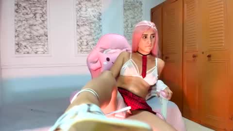 Snapshot of danellahouston chatting on October 2025 12:03:01 AM Danella Houston online show from October 2025 12:03:01 AM