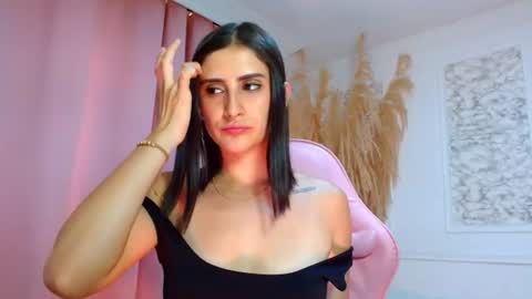 Danella Houston online show from July 2026 08:55:01 PM