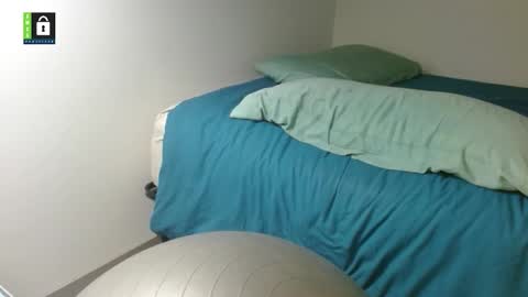 Snapshot of danemetsen5 chatting on January 2025 07:01:02 AM Dan online show from January 2025 07:01:02 AM