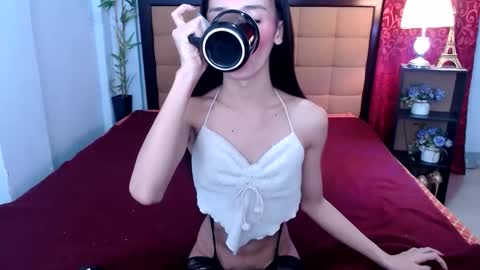 Snapshot of dangerouscock69_nica chatting on December 2024 05:39:01 PM Nica online show from December 2024 05:39:01 PM