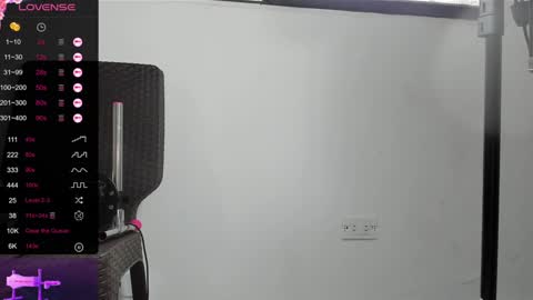 Snapshot of dani_ary chatting on December 2024 09:40:01 PM DANI online show from December 2024 09:40:01 PM