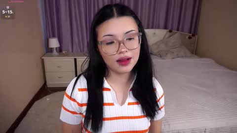 Snapshot of danibedonie chatting on September 2025 04:39:02 AM Venice online show from September 2025 04:39:02 AM