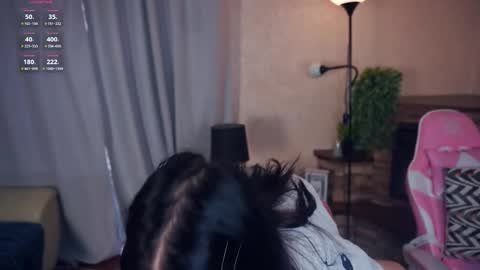 Snapshot of danibedonie chatting on October 2025 07:08:01 AM Venice online show from October 2025 07:08:01 AM