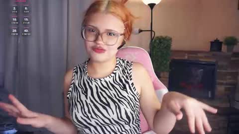 Snapshot of danibedonie chatting on October 2025 05:42:02 AM Venice online show from October 2025 05:42:02 AM