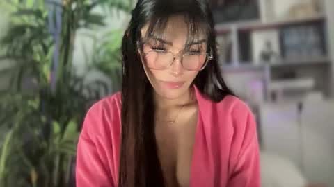 danica_walton online show from January 2025 01:47:02 PM