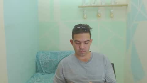 Snapshot of daniel_dick6969 chatting on November 2025 10:43:02 PM Daniel y olivia online show from November 2025 10:43:02 PM