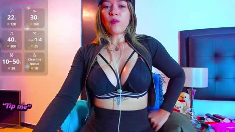 daniela online show from January 2025 12:40:01 PM