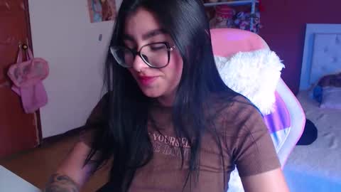 Snapshot of daniela_cute22 chatting on September 2025 08:22:02 PM DANIELA online show from September 2025 08:22:02 PM