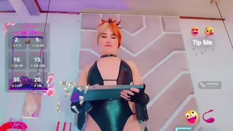 Snapshot of danielaadamss chatting on February 2025 05:15:01 PM Daniela online show from February 2025 05:15:01 PM