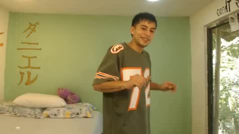 danielitopapii online show from July 2026 03:29:01 PM