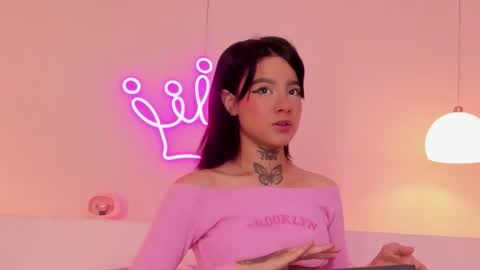 Snapshot of danielle_castillo chatting on February 2026 07:26:02 PM danielle_castillo online show from February 2026 07:26:02 PM