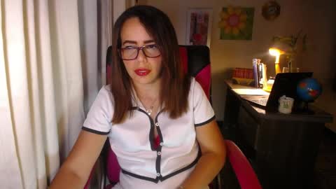 Angie online show from May 2026 05:31:01 PM