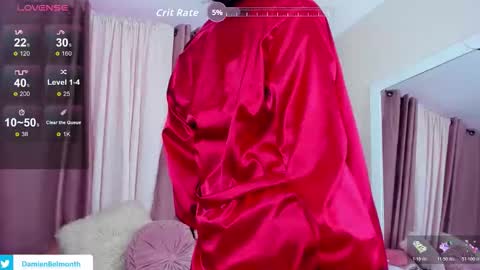 Snapshot of daniellesins2 chatting on December 2025 01:09:01 PM Danielle online show from December 2025 01:09:01 PM