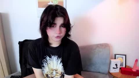 Snapshot of daniellesins2 chatting on December 2025 09:08:02 PM Danielle online show from December 2025 09:08:02 PM