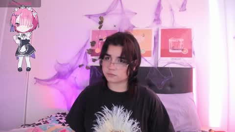 Snapshot of daniellesins_ chatting on October 2025 12:38:01 PM    online show from October 2025 12:38:01 PM