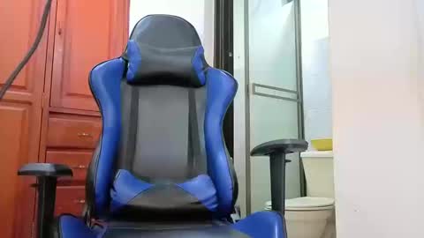 JUAN online show from October 2025 10:11:01 PM