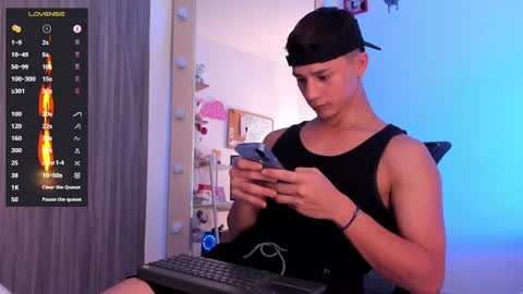 Daniels Cruz online show from March 2025 09:18:02 PM