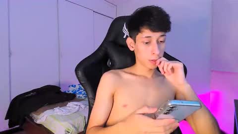 Snapshot of danielsex_1 chatting on January 2026 12:59:01 AM Daniel online show from January 2026 12:59:01 AM