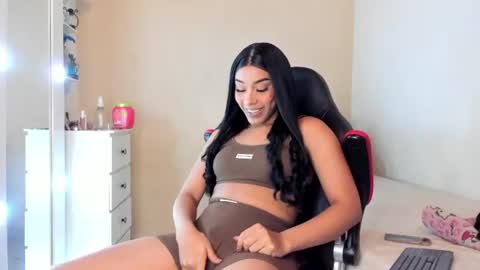 Daniela  online show from July 2026 01:52:01 AM