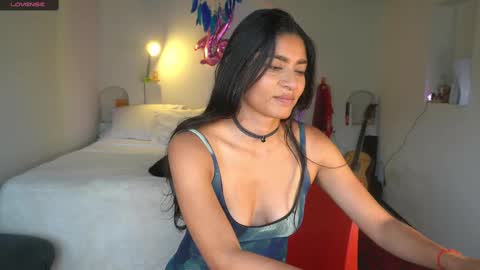 Snapshot of daniisla chatting on February 2025 09:49:01 PM danalle .. online show from February 2025 09:49:01 PM