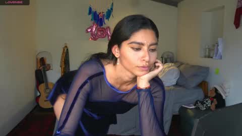 Snapshot of daniisla chatting on October 2025 09:37:01 PM danalle .. online show from October 2025 09:37:01 PM