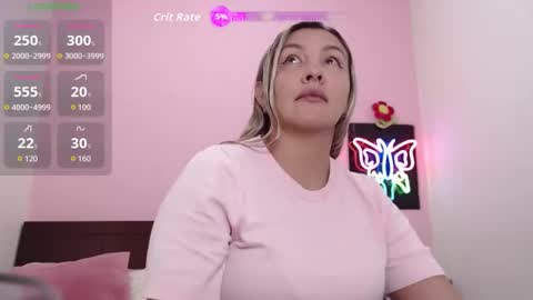 Snapshot of danika_bellaa chatting on November 2025 01:07:02 AM K A R O L online show from November 2025 01:07:02 AM