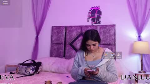 Snapshot of danilu_eva21 chatting on November 2025 07:27:01 PM Danilu and Eva online show from November 2025 07:27:01 PM