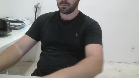 Dani Oli online show from November 2025 12:32:01 AM