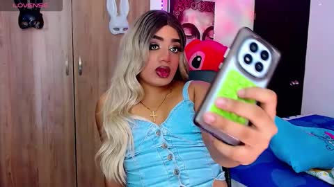 Snapshot of danipein chatting on October 2025 12:11:01 PM danipein online show from October 2025 12:11:01 PM