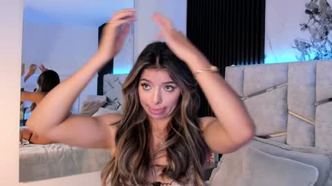 Snapshot of daniphoenixx chatting on February 2025 11:45:01 PM Dani Phonenix online show from February 2025 11:45:01 PM