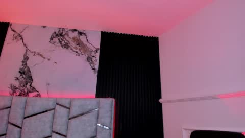 Snapshot of daniphoenixx chatting on November 2025 07:35:02 PM Dani Phonenix online show from November 2025 07:35:02 PM