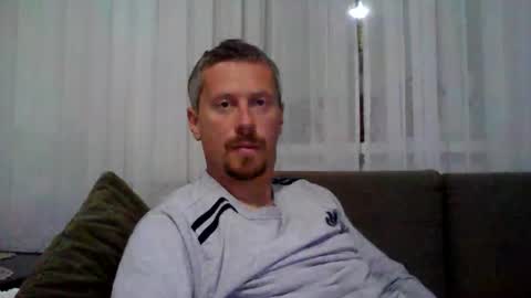 daniel online show from April 2026 09:50:02 PM