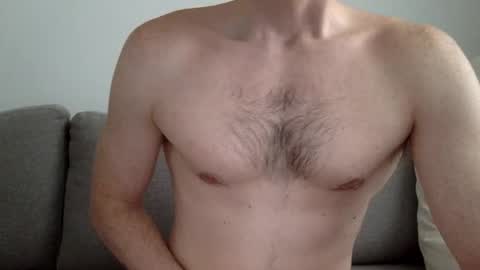 Snapshot of danishguysdicks chatting on February 2025 10:39:02 AM Buzzy online show from February 2025 10:39:02 AM