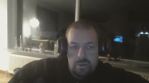 danishman1980 online show from December 2024 09:37:01 PM