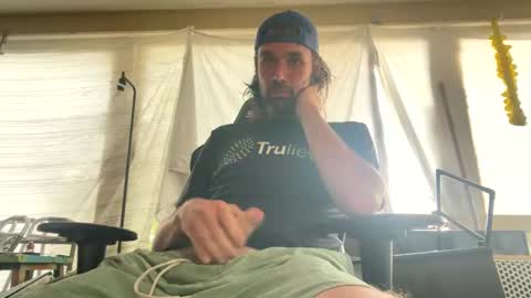 Snapshot of daniszyramaer chatting on February 2025 10:13:01 PM ZyRaMaxx online show from February 2025 10:13:01 PM