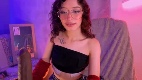 Snapshot of danita_veelz chatting on June 2026 06:47:01 PM danita_veelz online show from June 2026 06:47:01 PM