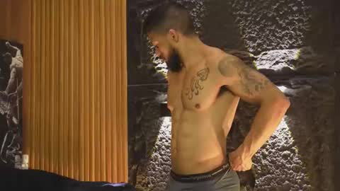 Dann saenz online show from October 2025 01:11:01 PM