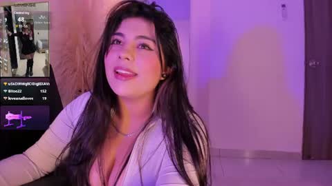 Snapshot of danna_adams1 chatting on June 2026 07:40:01 PM danna_adams1 online show from June 2026 07:40:01 PM