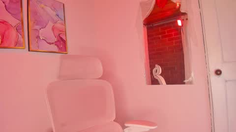 Danna Lovs online show from February 2025 11:25:01 AM