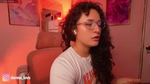 Danna Lovs online show from July 2026 02:19:01 PM