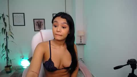 Danna online show from April 2026 11:18:02 PM