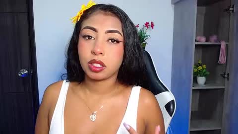 Danna online show from October 2025 07:49:01 AM