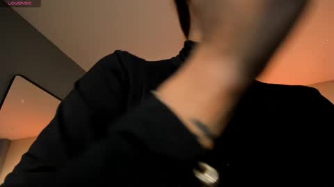 Danna Cruz  online show from January 2026 07:29:01 PM