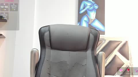 Snapshot of dannadom chatting on December 2024 02:56:02 AM Danna online show from December 2024 02:56:02 AM