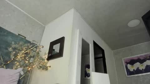 Snapshot of dannafalco25 chatting on December 2024 06:31:02 PM Valery Danna online show from December 2024 06:31:02 PM