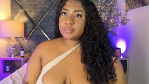 Snapshot of dannafalco25 chatting on February 2025 09:40:01 PM Valery Danna online show from February 2025 09:40:01 PM