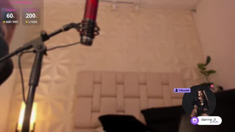 Danna online show from February 2025 11:10:02 PM