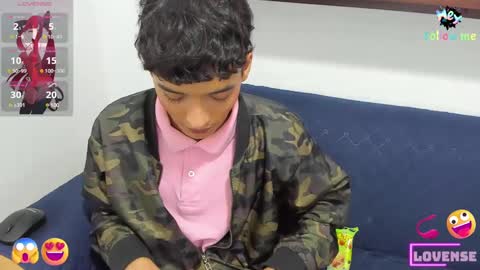 Snapshot of danniels_sweet chatting on December 2024 04:12:02 AM danniels_sweet online show from December 2024 04:12:02 AM